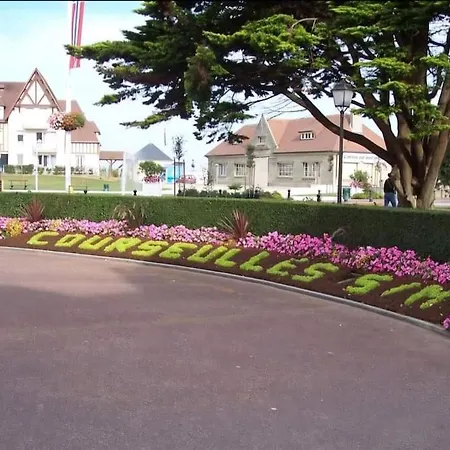 Maison Pres De La , Les Plages Du Debarquement بيت للعطل *