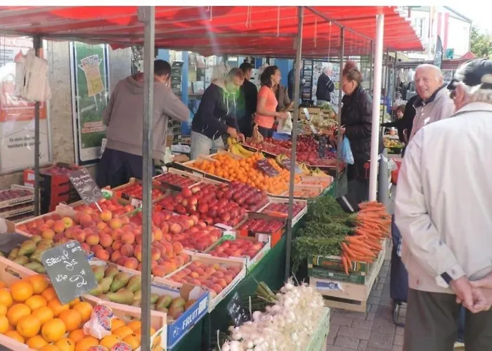 Holiday home Maison Pres De La , Les Plages Du Debarquement Courseulles-sur-Mer